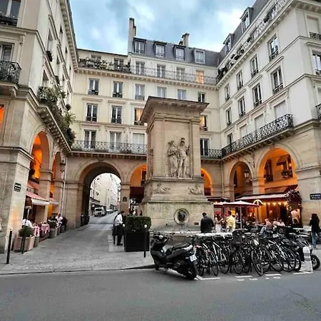 Quartier Tour Eiffel Lägenhet